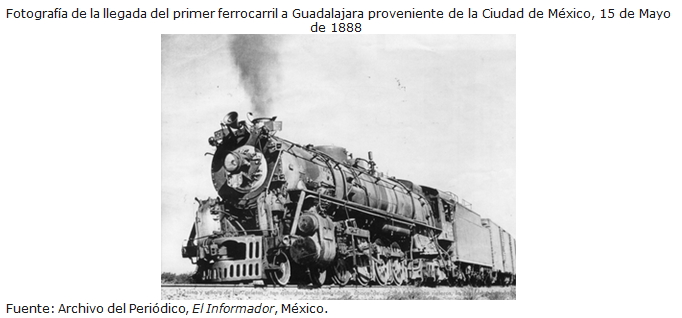 Fotografía de la llegada del primer ferrocarril a Guadalajara proveniente de la Ciudad de México, 15 de Mayo de 1888.