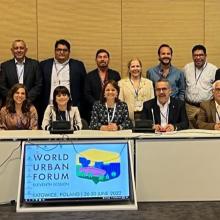 Representantes de la UdeG, en la clausura del el Foro Urbano Mundial