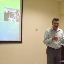 Doctor Víctor Torres Covarrubias, realizó una presentación con el tema del aula invertida 