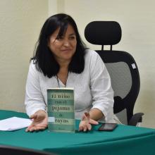 Lourdes Gamboa, quien coordina el Círculo de Lectura Xook