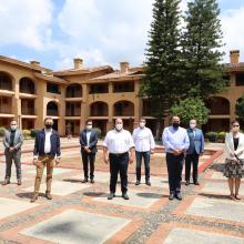 Autoridades en el Hotel Villa primavera