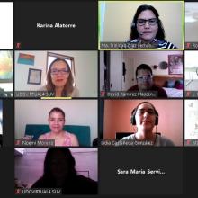 Participantes durante la sesión