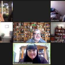 Egresada y sinodales de proyecto