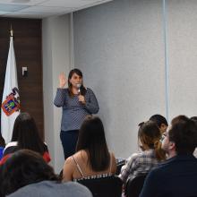 Mariana Alvarado, asesora de UDGVirtual comentó que hay una necesidad urgente de desarrollar contenidos con más profundidad