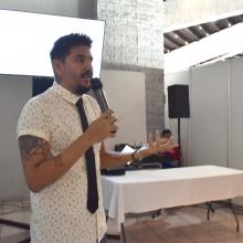 Maestro Adán Sánchez, durante su conferencia