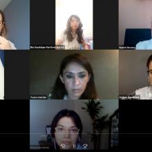 Participantes durante la sesión