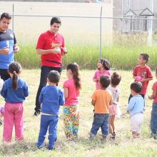 Actividad recreativa con niños