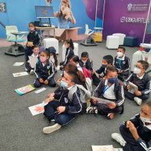 Niños durante el taller reporteros del mundo UDGVirtual