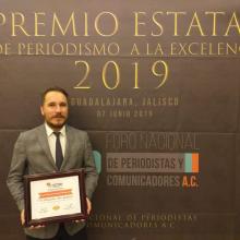 Maestro Julio Ríos premiado en la categoría de finalistas al Premio Nacional de Periodismo “Veritas in Verbis”