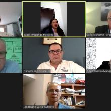 Expertos durante la sesión